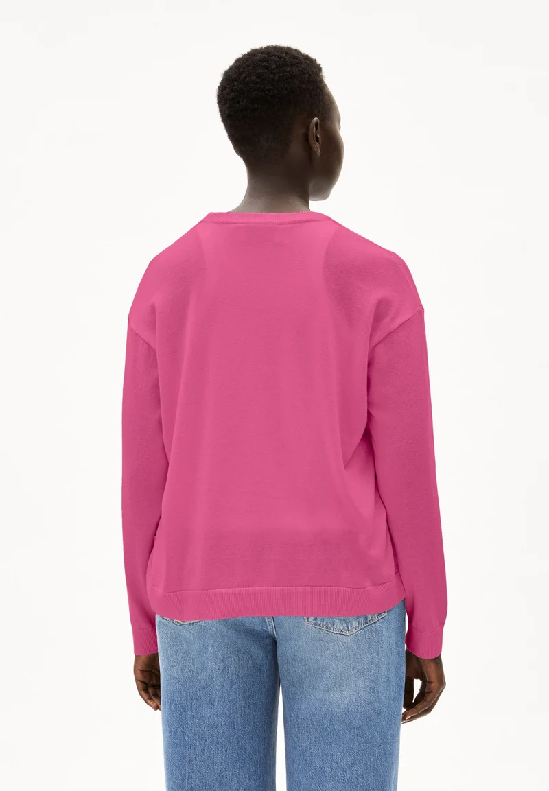 LARUNAA | crushed berry