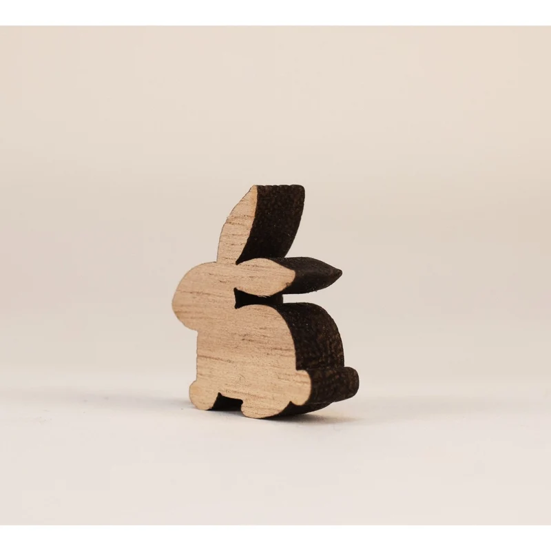 Logbuch-Verlag 24 kleine Hasen Ostern Tischdekoration give-Away Osterhasen Mini Geschenk Schüler Kinder Kunden 2,5 cm Natur