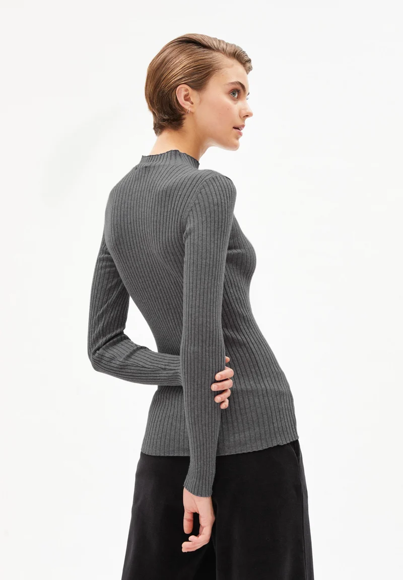 ALAANIA STRICKPULLOVER | mid grey melange
