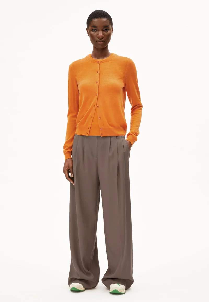 OPHALIAA MERINO STRICKJACKE | amberglow