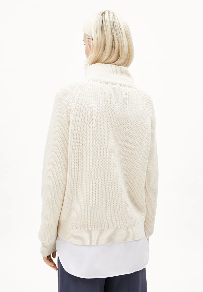 RONYIAAS VANISE | oatmilk