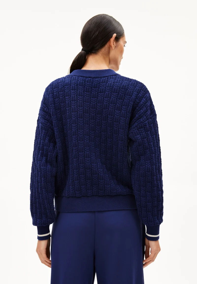 CAARLAS STRUCTURE STRICKPULLOVER | blue noon