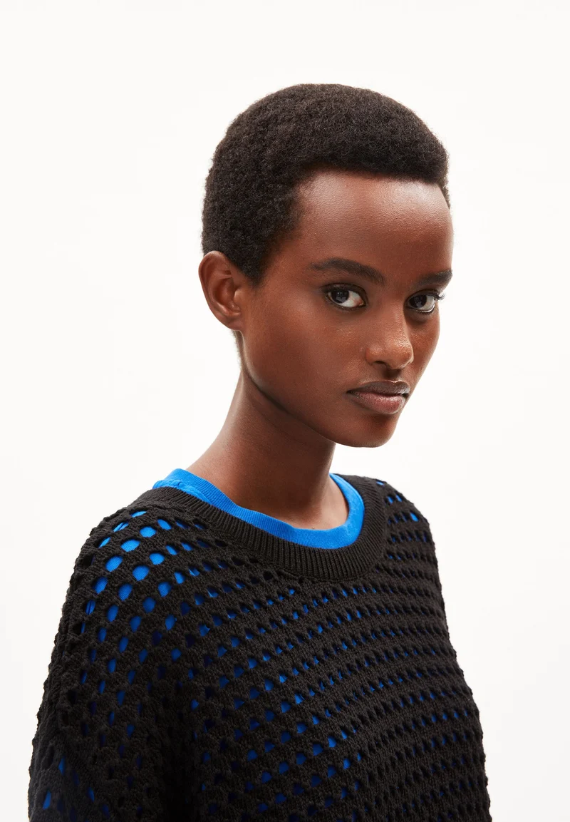 MAARISOLS | black