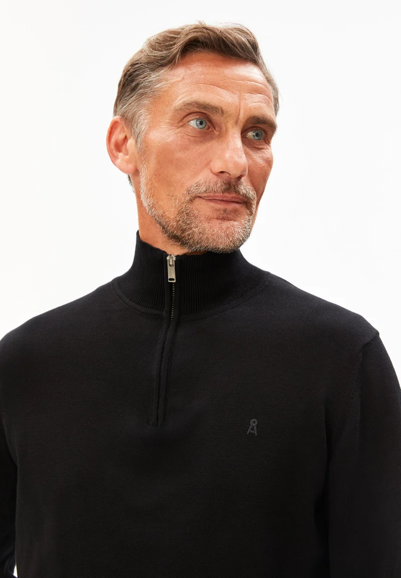 FAABES STRICKPULLOVER | black