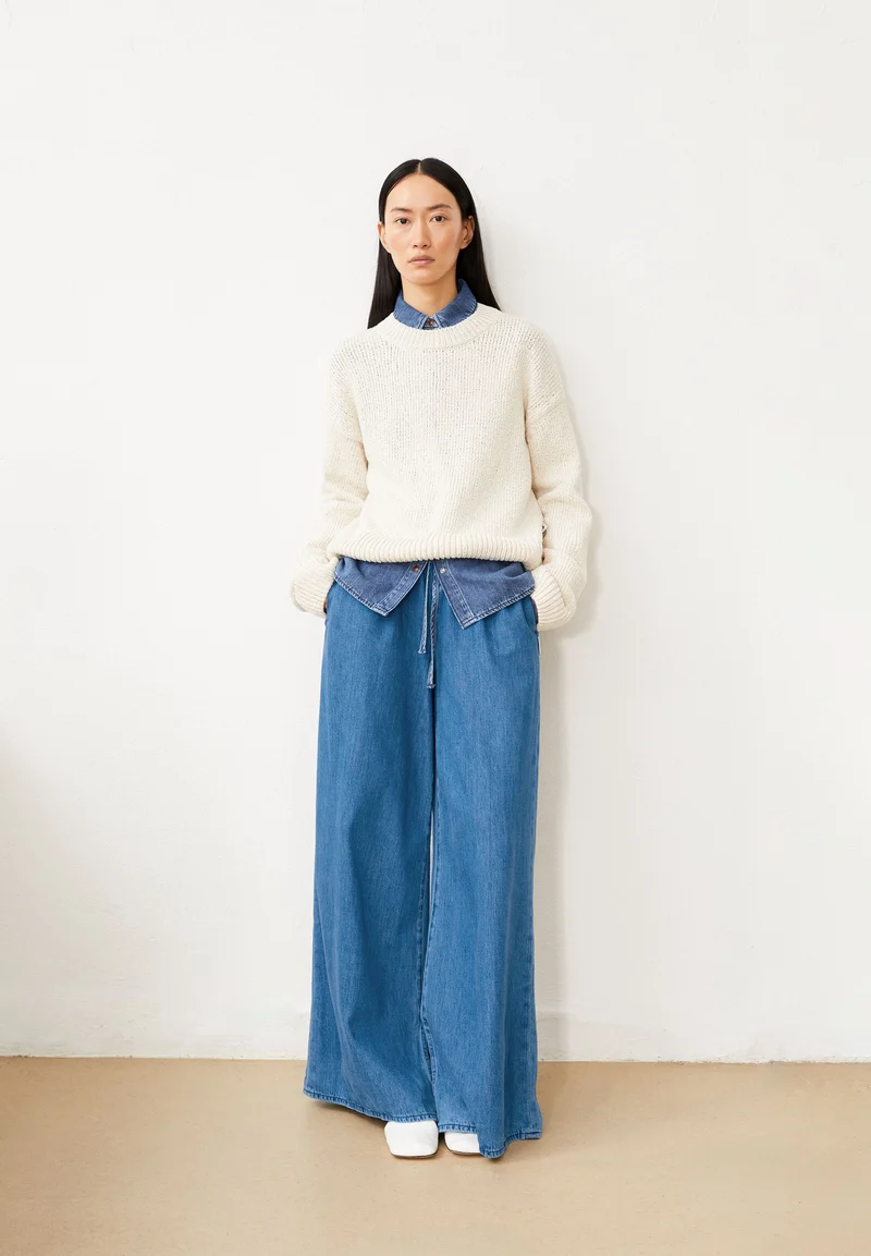 VAANYA STRICKPULLOVER | oatmilk