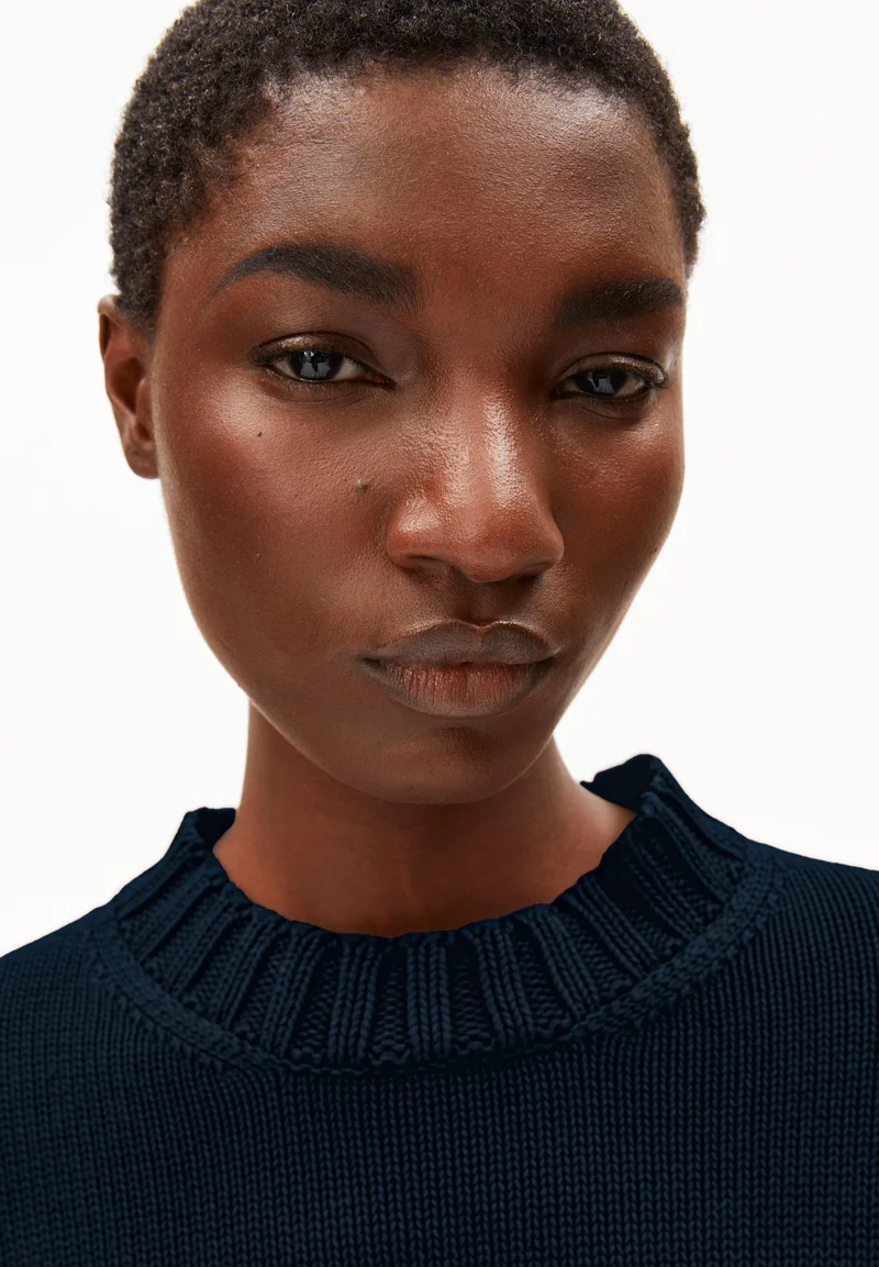 AMALIAAS GMT DYE STRICKPULLOVER | night sky