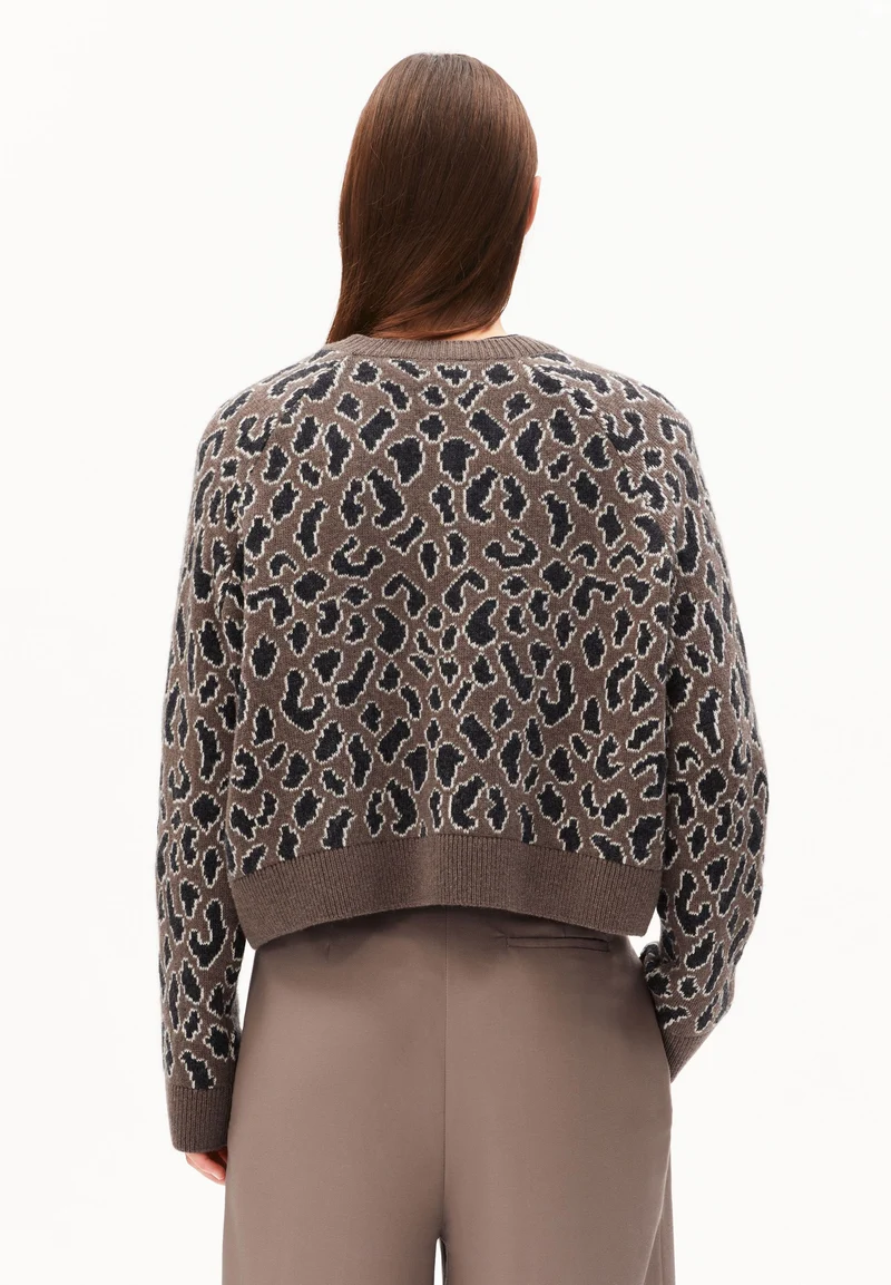 DILIRIAA LEOPAA STRICKPULLOVER | walnut cream