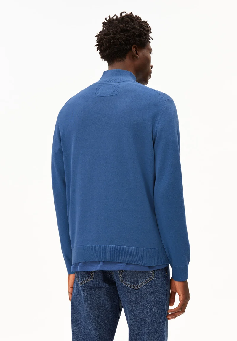 FAABES STRICKPULLOVER | dark morning