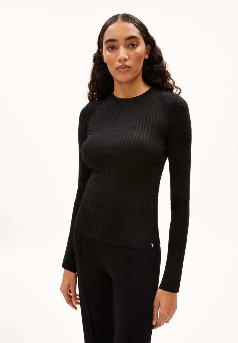 ALAANIA RN | black