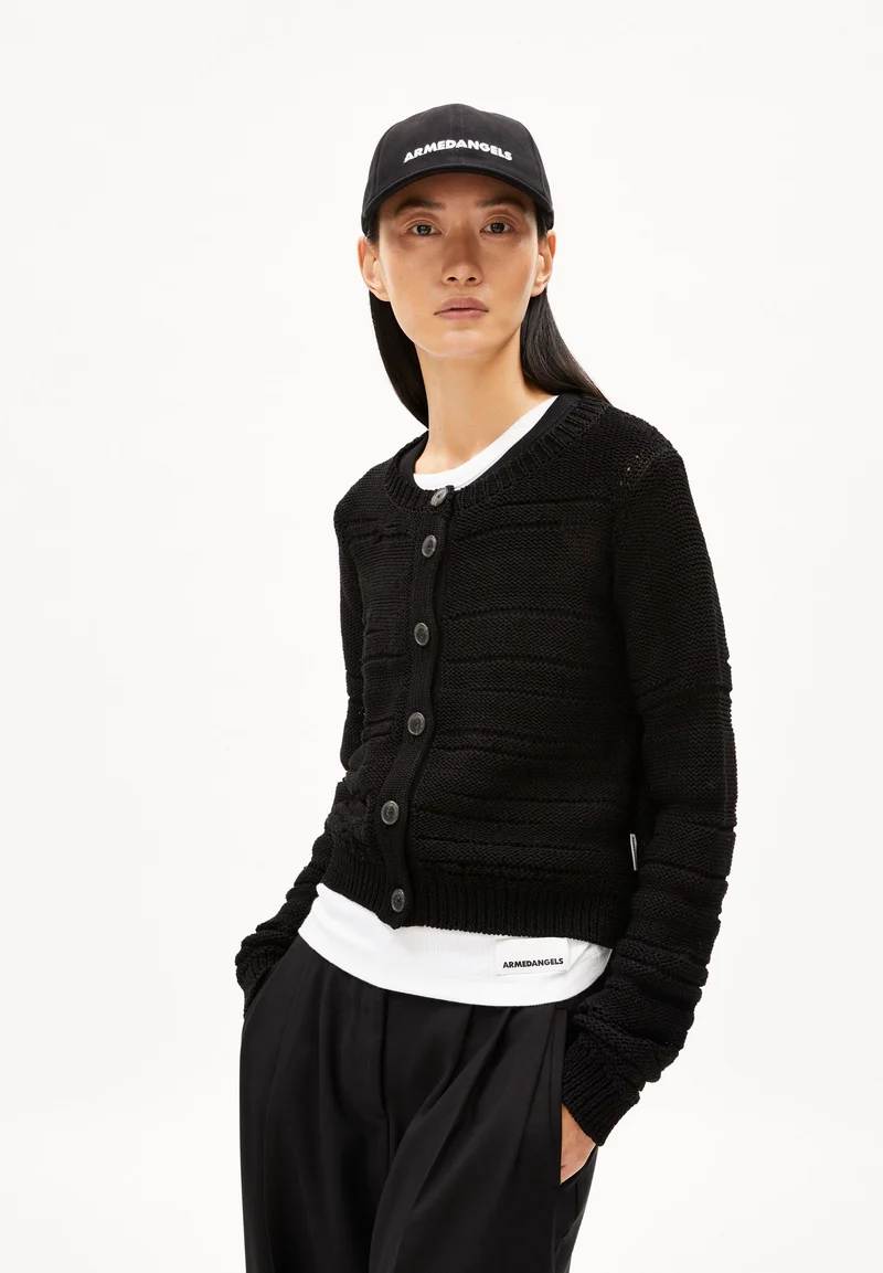 GILAAH | black