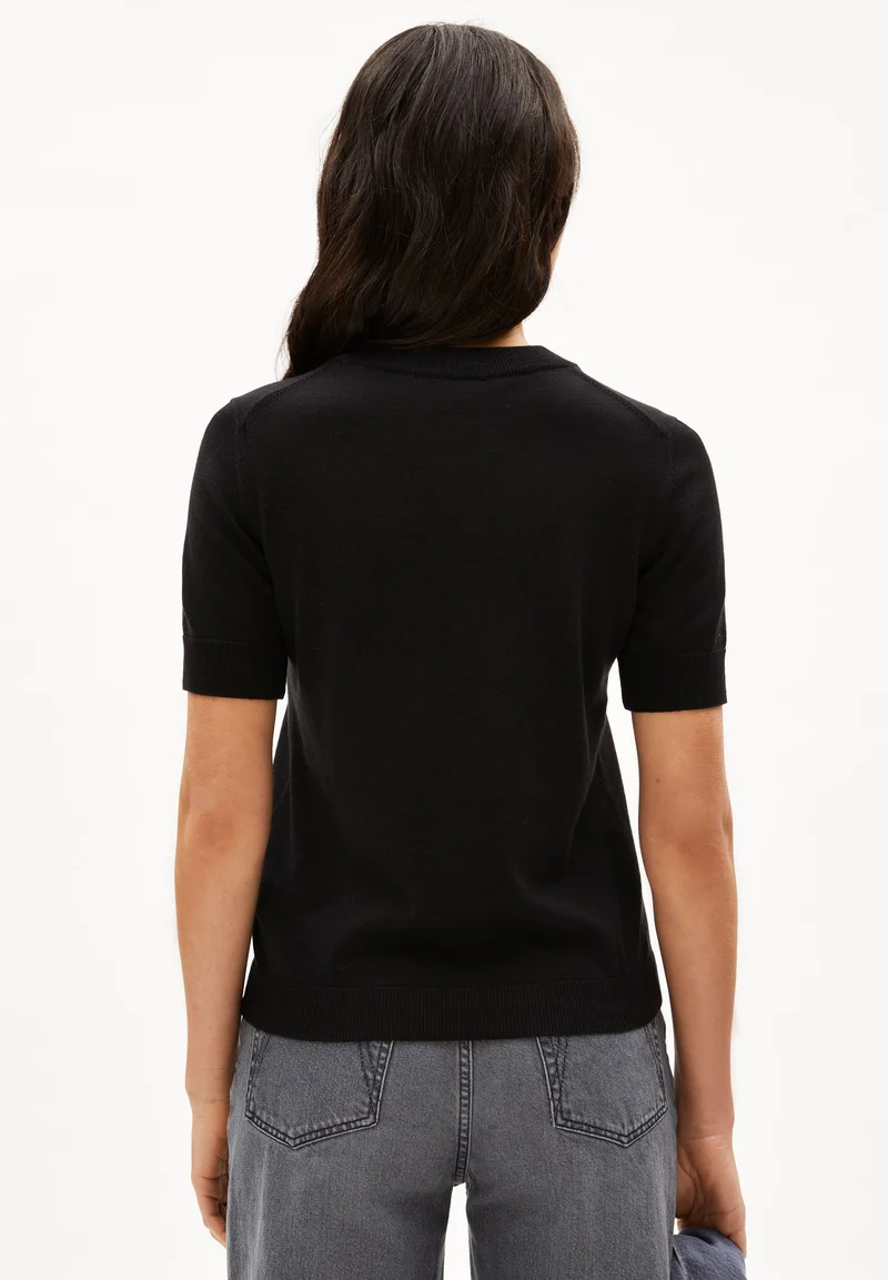 SILJIAAS STRICK T-SHIRT | black